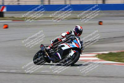 media/Apr-23-2022-Fastrack Riders (Sat) [[cb2d6ae73d]]/LEVEL 4/1PM TURN 6 OUTSIDE/